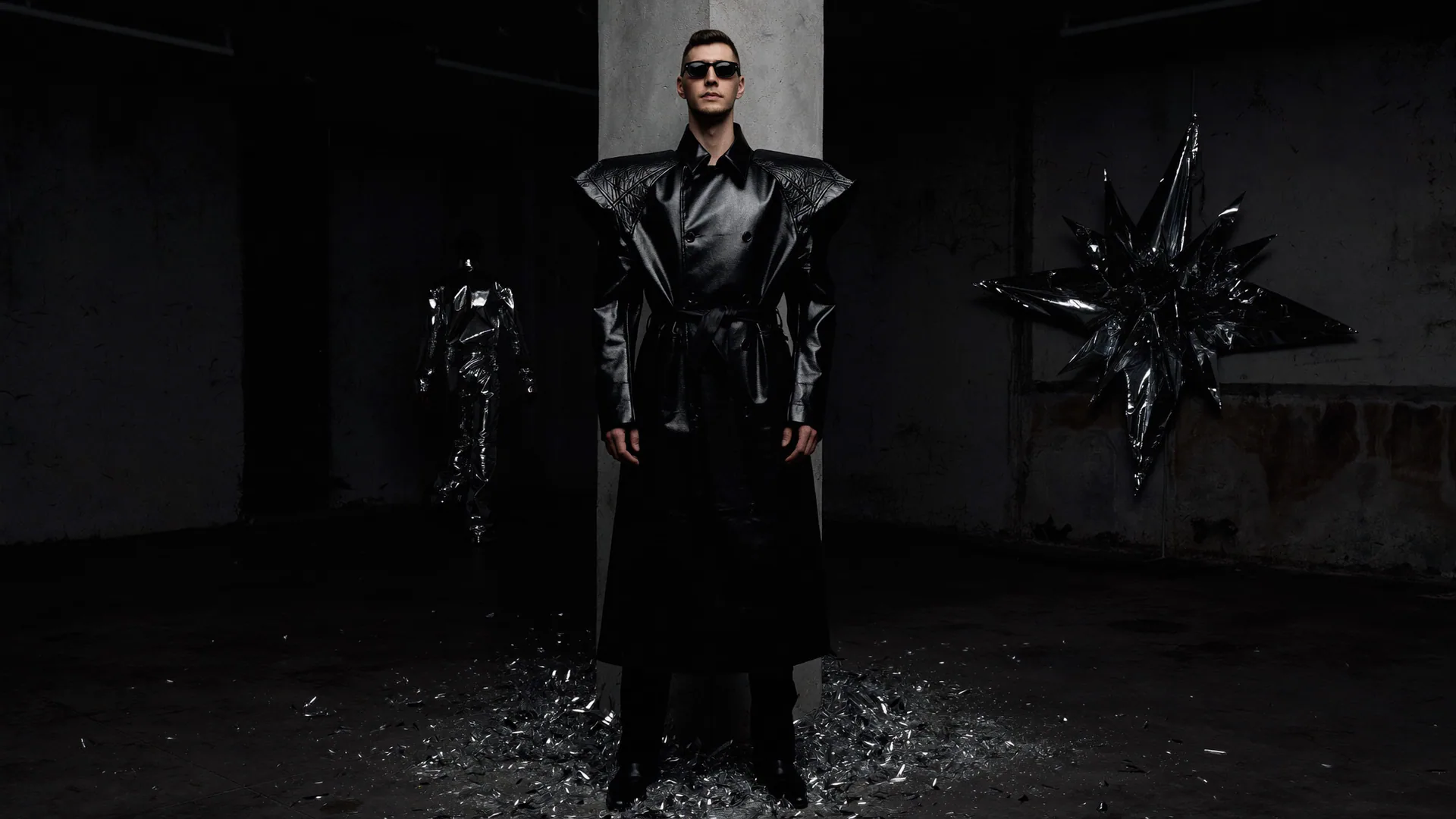 Ëlorian wearing a sculpted Lotus 2063 silhouette